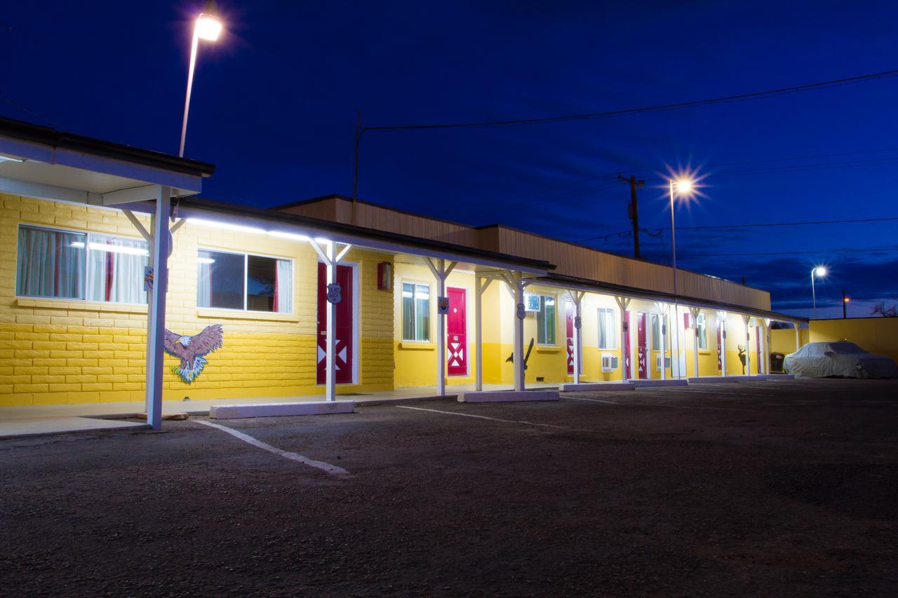 Brad'S Desert Inn Holbrook Exteriör bild